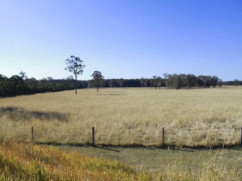 165 Ranch Road, Crescent Head NSW 2440