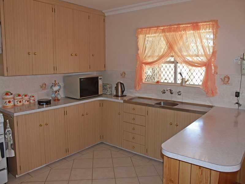 26 Elrington Avenue, West Kempsey NSW 2440