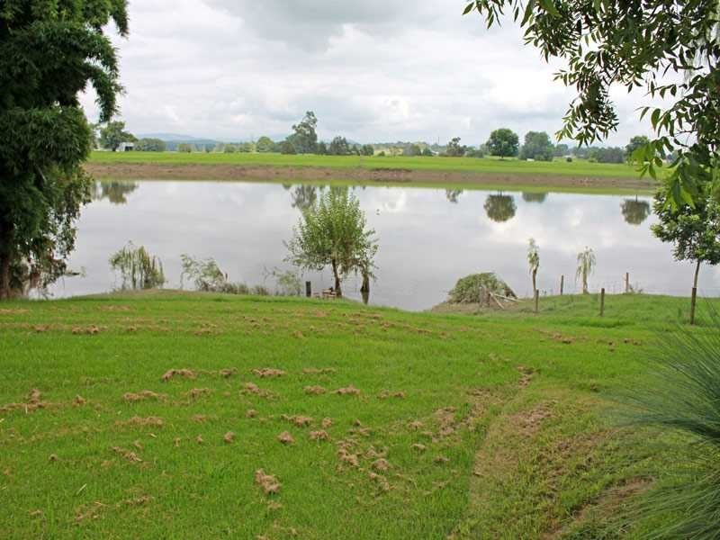 2 Cooks Lane, West Kempsey NSW 2440