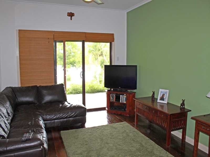 2 Cooks Lane, West Kempsey NSW 2440