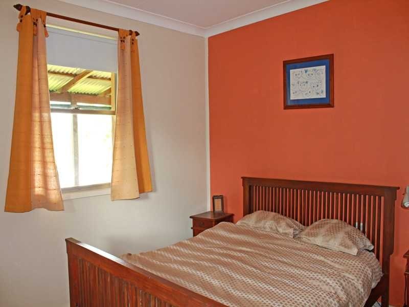 2 Cooks Lane, West Kempsey NSW 2440