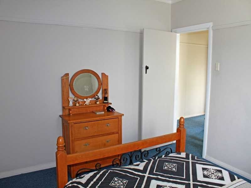 17 Cameron Street, West Kempsey NSW 2440