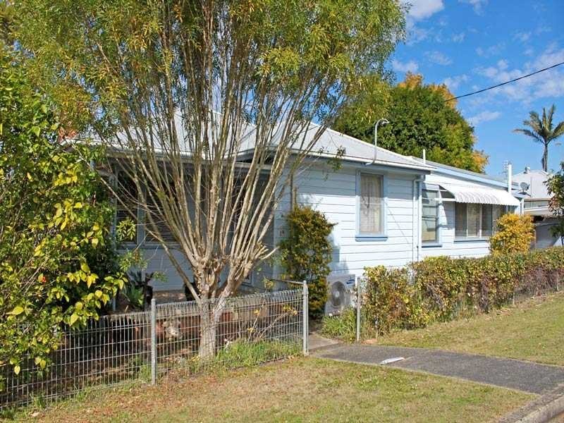 19 Greenfields Avenue, West Kempsey NSW 2440