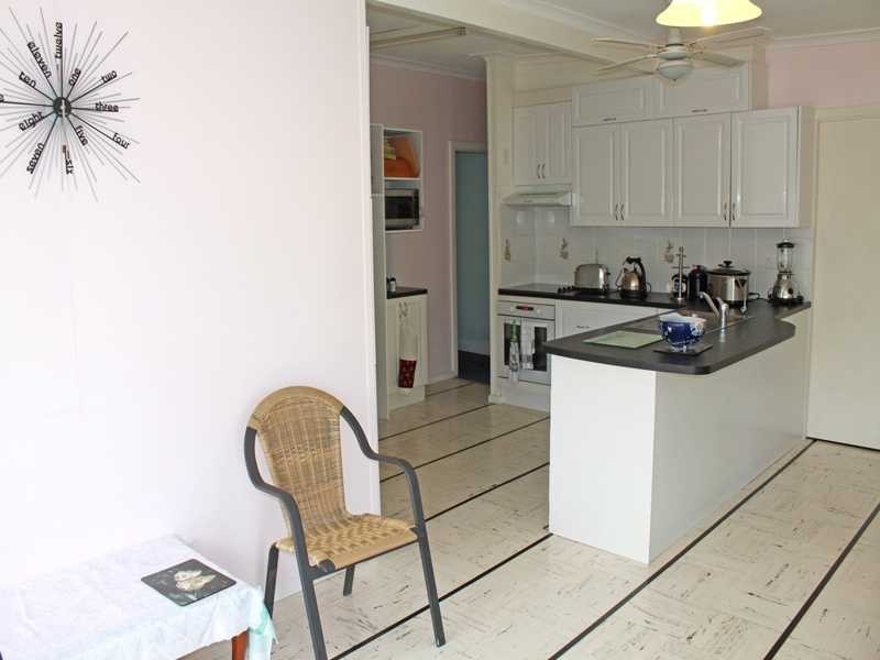 19 Greenfields Avenue, West Kempsey NSW 2440