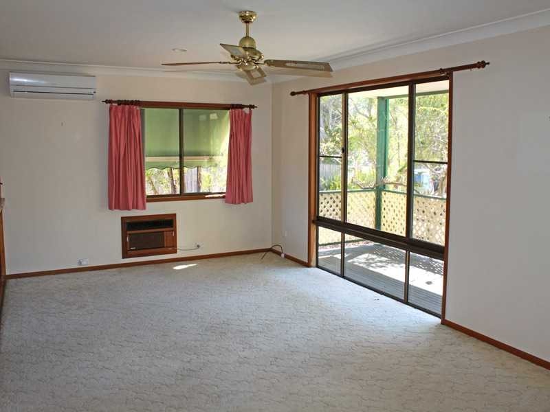 17 Seventeenth Avenue, Stuarts Point NSW 2441
