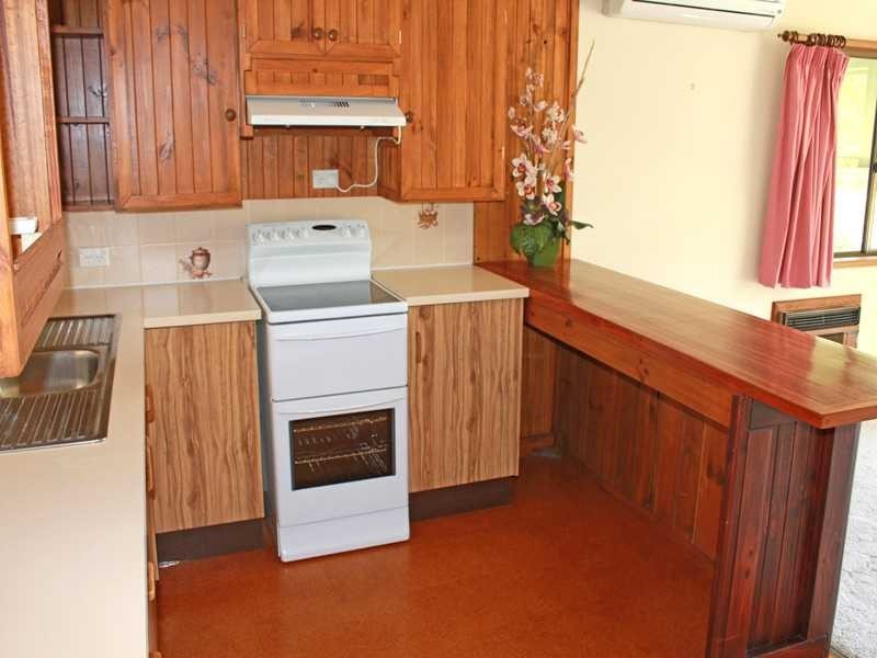 17 Seventeenth Avenue, Stuarts Point NSW 2441