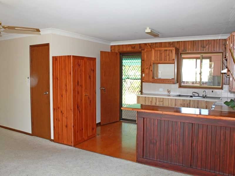 17 Seventeenth Avenue, Stuarts Point NSW 2441