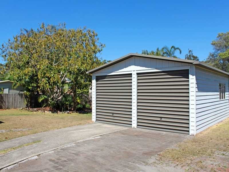 17 Seventeenth Avenue, Stuarts Point NSW 2441