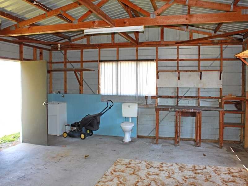 17 Seventeenth Avenue, Stuarts Point NSW 2441
