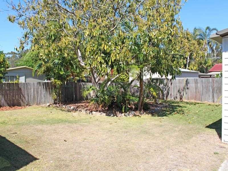 17 Seventeenth Avenue, Stuarts Point NSW 2441
