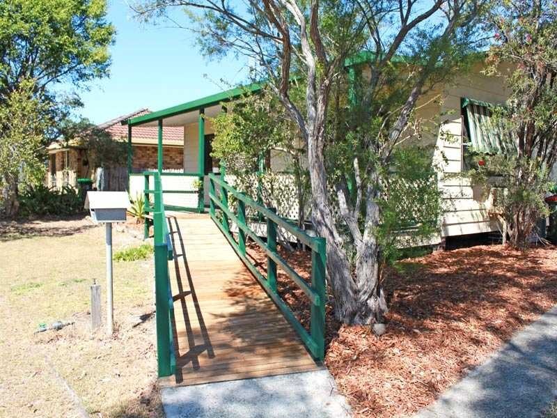 17 Seventeenth Avenue, Stuarts Point NSW 2441