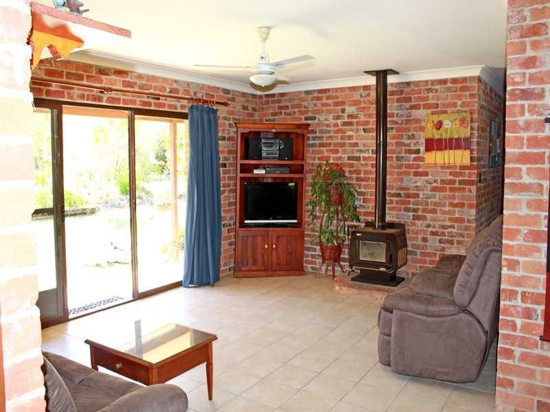 1775 Armidale Road, Temagog NSW 2440