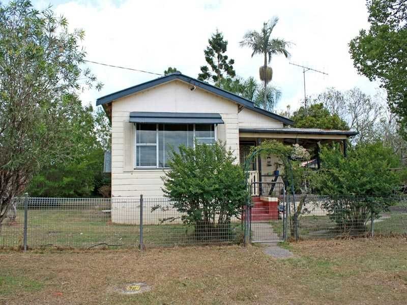 6-8 Railway Street, South Kempsey NSW 2440