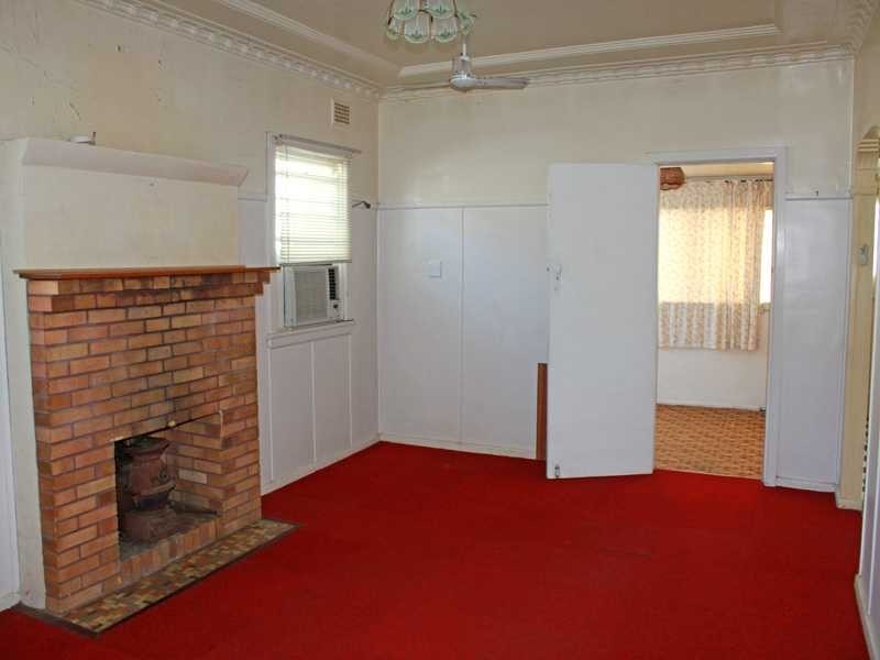 30 Cochrane Street, West Kempsey NSW 2440