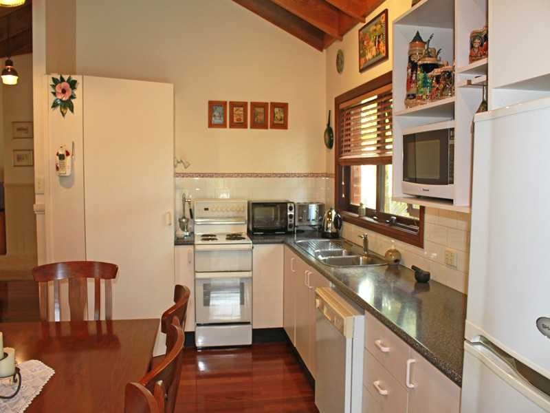 21 Mitchell Avenue, West Kempsey NSW 2440