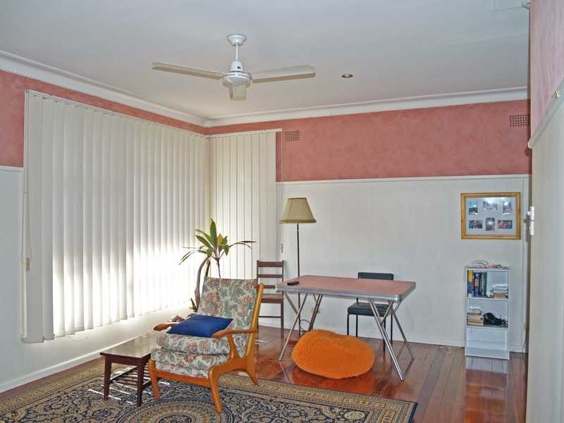 82 Belmore Street, Smithtown NSW 2440