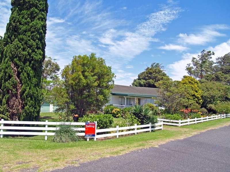 18-20 Riverside Drive KINCHELA VIA, Kempsey NSW 2440