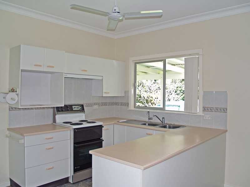 18-20 Riverside Drive KINCHELA VIA, Kempsey NSW 2440