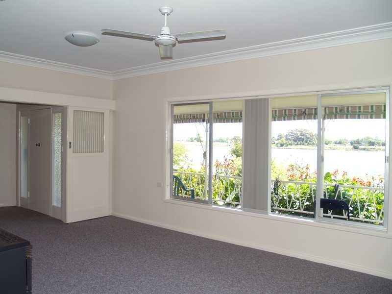 18-20 Riverside Drive KINCHELA VIA, Kempsey NSW 2440
