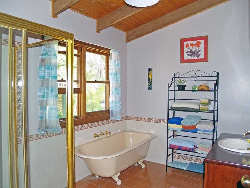 377 Gowings Hill Road DONDINGALONG VIA, Kempsey NSW 2440