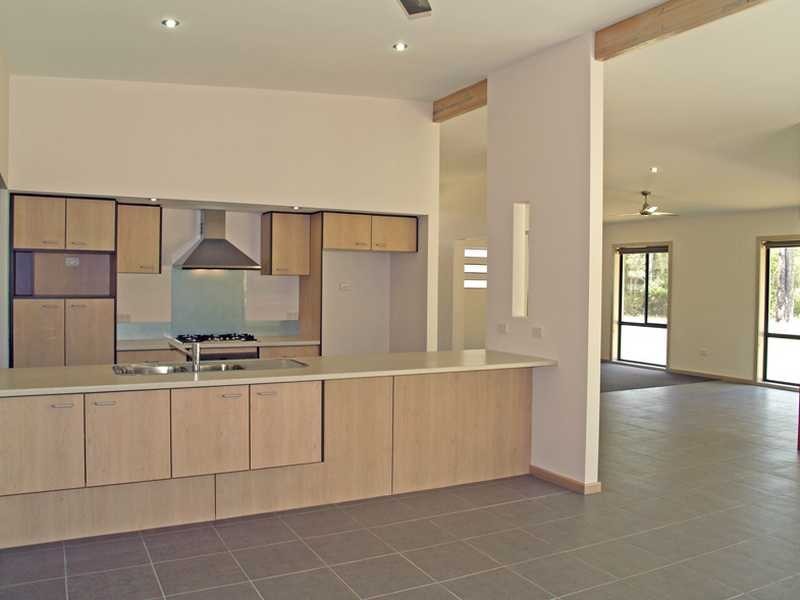 25 Teague Drive, South Kempsey NSW 2440