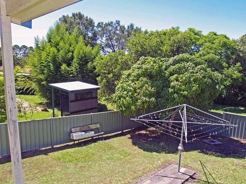 9 Greenfields Avenue, West Kempsey NSW 2440