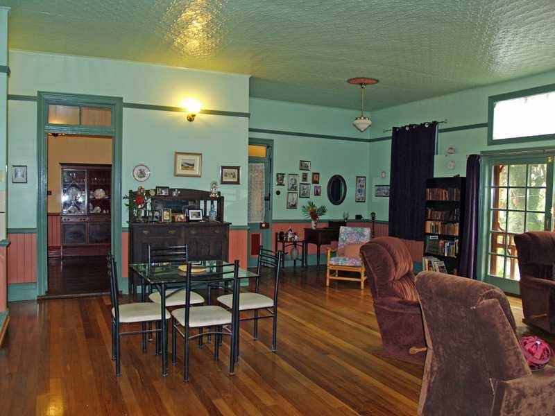 26 Tozer Street, West Kempsey NSW 2440