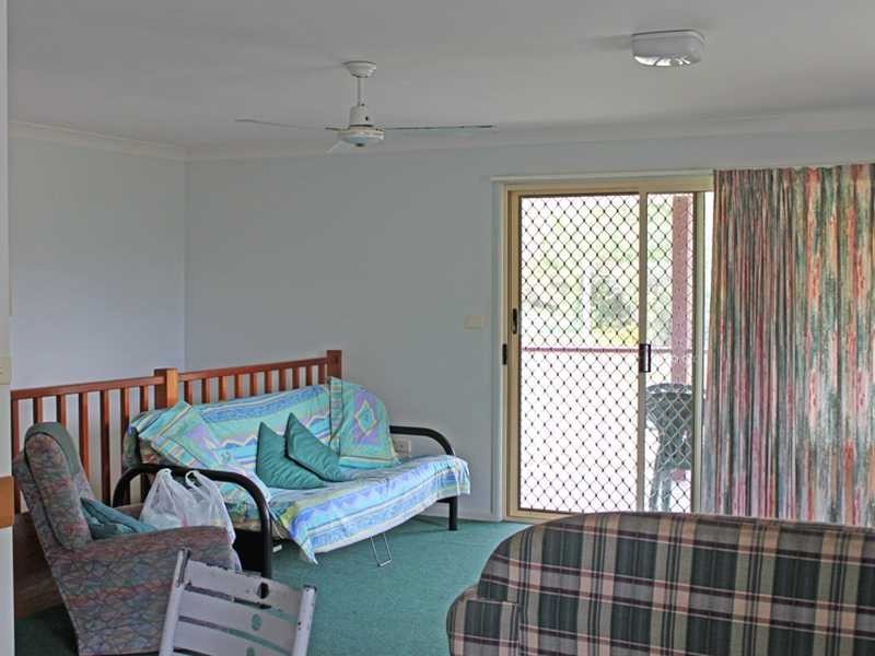 11 Willow Street, Crescent Head NSW 2440