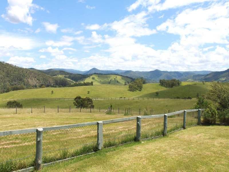 7986 Armidale Road COMARA VIA, Kempsey NSW 2440