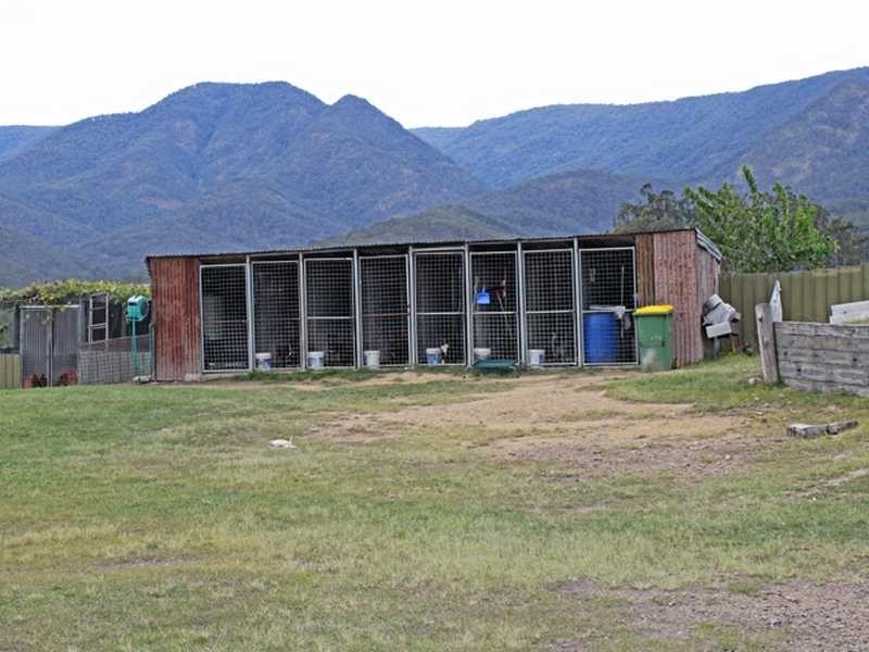 7986 Armidale Road, Armidale NSW 2350