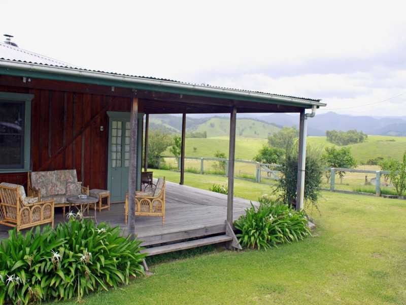 7986 Armidale Road, Comara NSW 2440