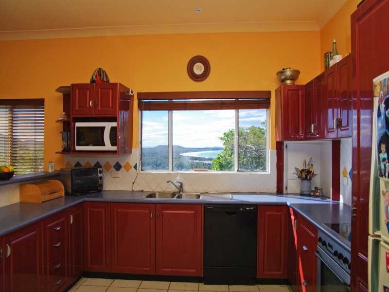 30 Skyline Crescent, Crescent Head NSW 2440