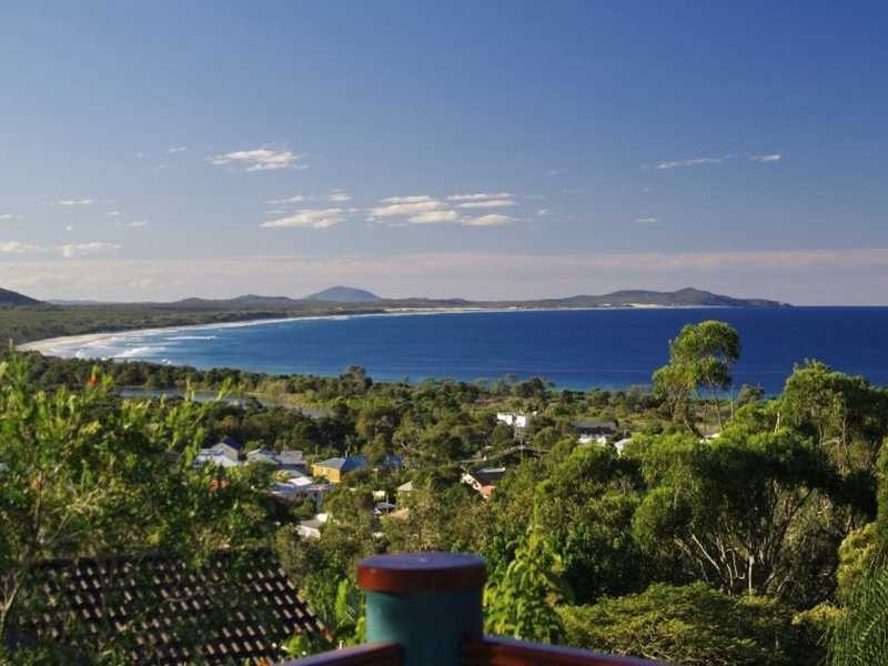 30 Skyline Crescent, Crescent Head NSW 2440
