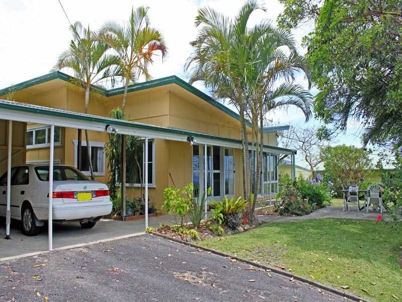 17 Skyline Crescent, Crescent Head NSW 2440