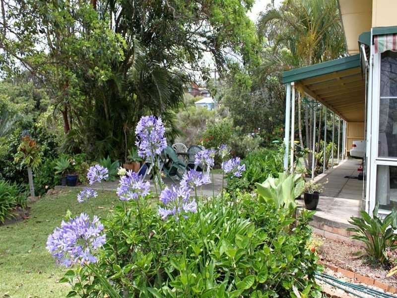 17 Skyline Crescent, Crescent Head NSW 2440