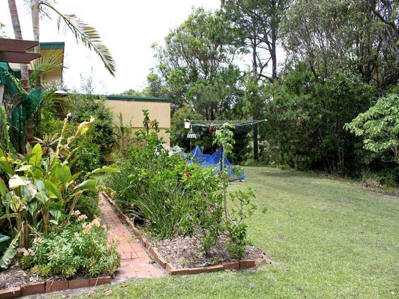 17 Skyline Crescent, Crescent Head NSW 2440