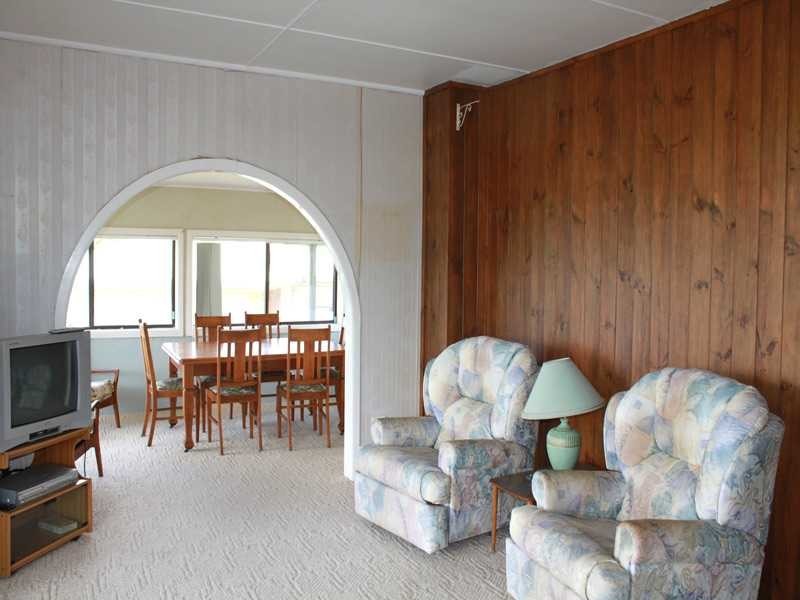 4 View Street, Crescent Head NSW 2440