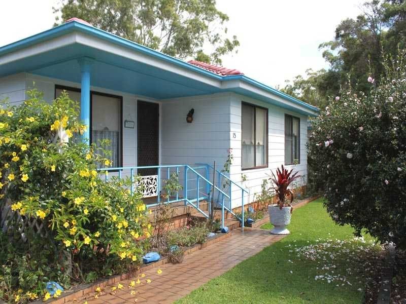 15 Seventh Avenue, Stuarts Point NSW 2441