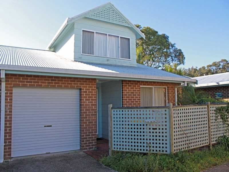 6/12 Allman Place, Crescent Head NSW 2440