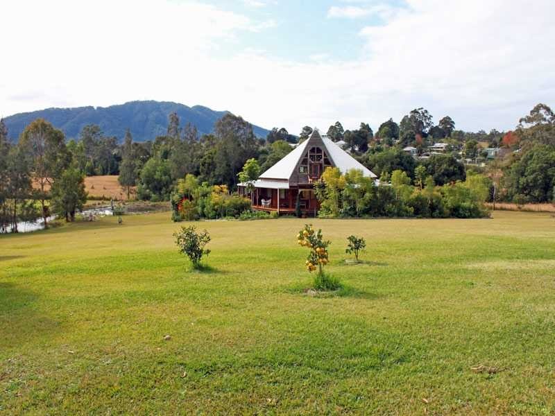 10 South Bank Road, Eungai Rail NSW 2441