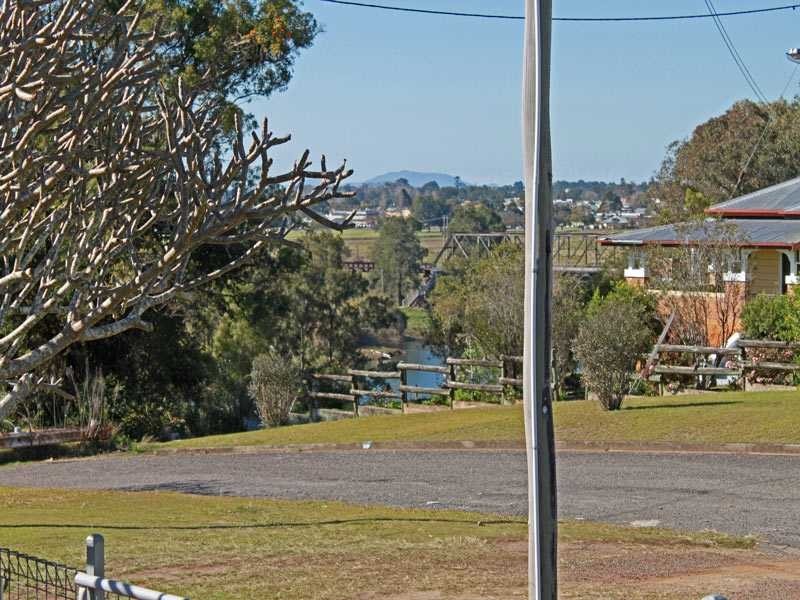 8 Albert, South Kempsey NSW 2440