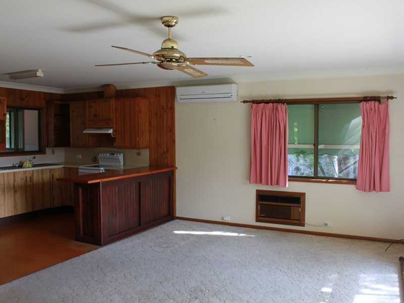 17 Seventeenth Avenue, Stuarts Point NSW 2441