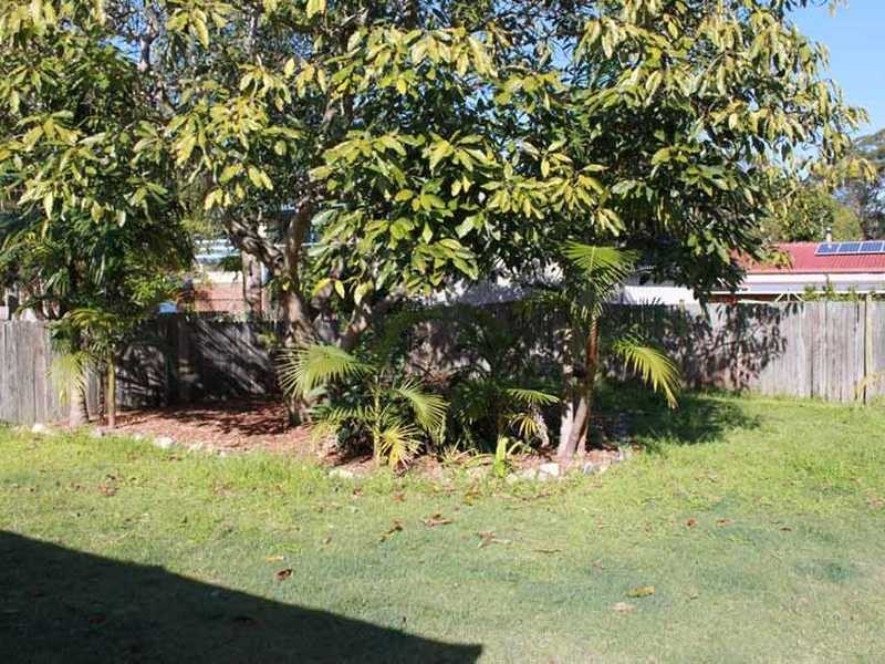 17 Seventeenth Avenue, Stuarts Point NSW 2441