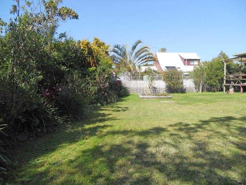 53 Pacific Street, Crescent Head NSW 2440