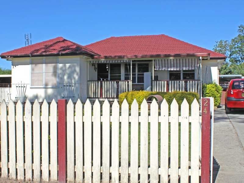 24 Gordon Nixon Avenue, Kempsey NSW 2440