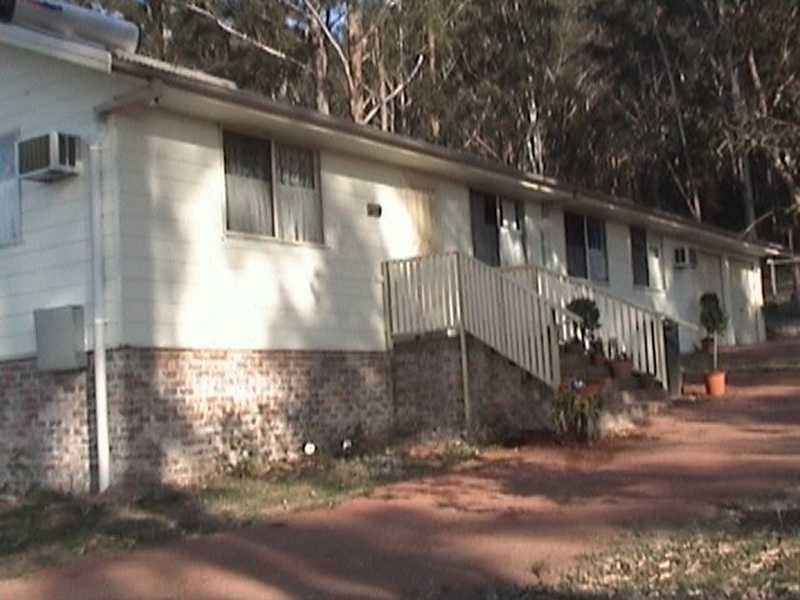 115 Neville Morton Drive, Crescent Head NSW 2440