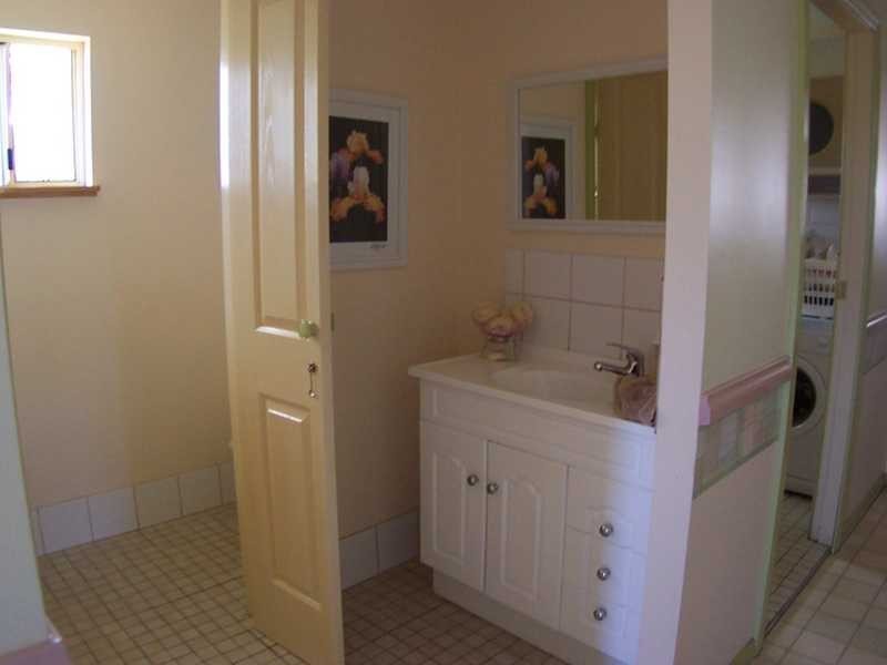 115 Neville Morton Drive, Crescent Head NSW 2440