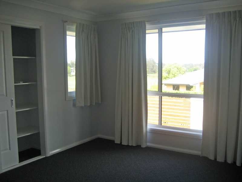 6 Yates Place, Kempsey NSW 2440
