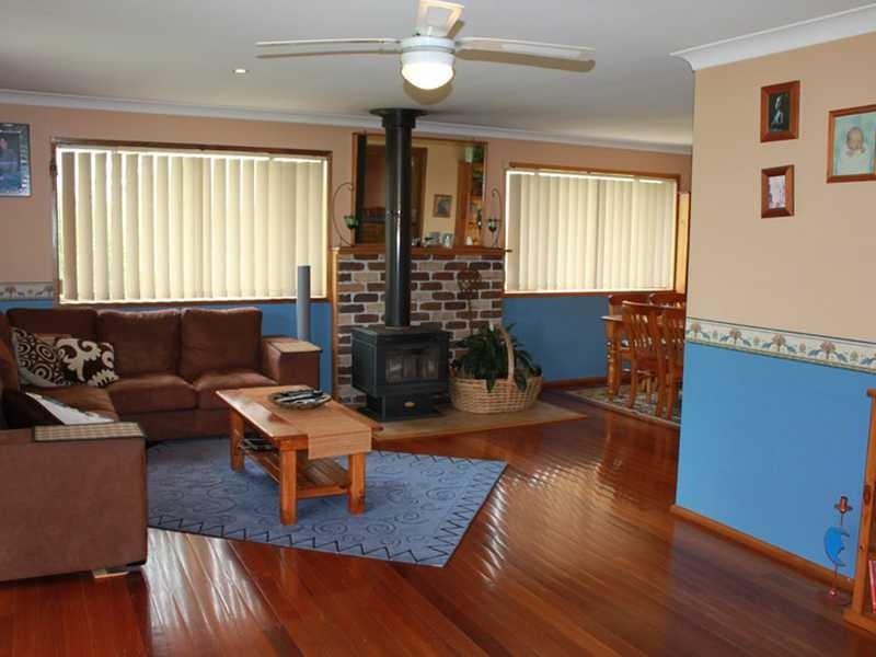 5 Warne Drive, Aldavilla NSW 2440