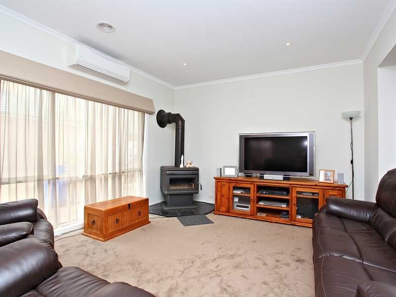7 Celendine Place, Hillside VIC 3037